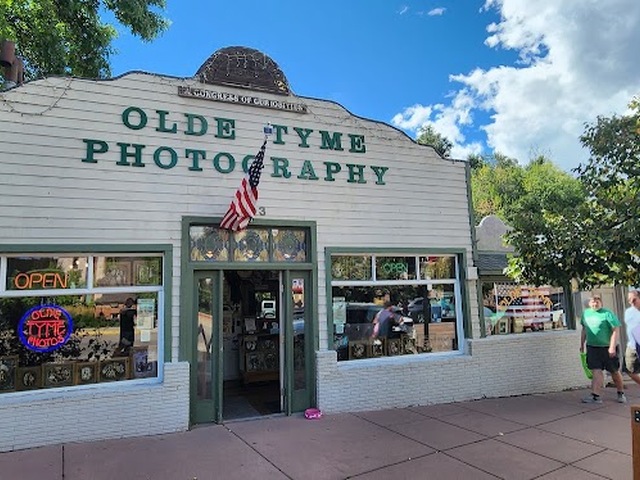 Olde Tyme Photography Parlour
