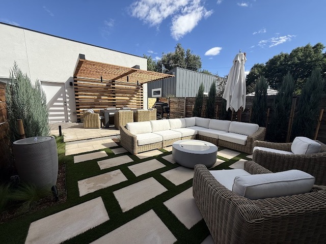 Ivy Street Design