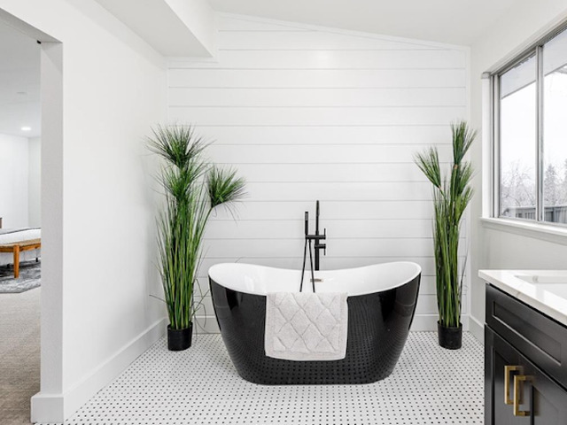 Upstaged Denver Home Staging & Vacation Rental Furnishing